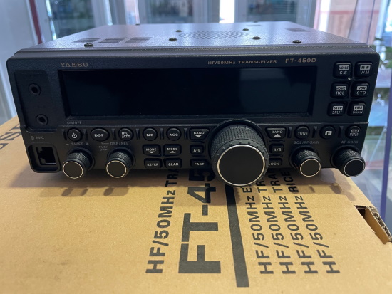 Yaesu FT-450D (USATO)